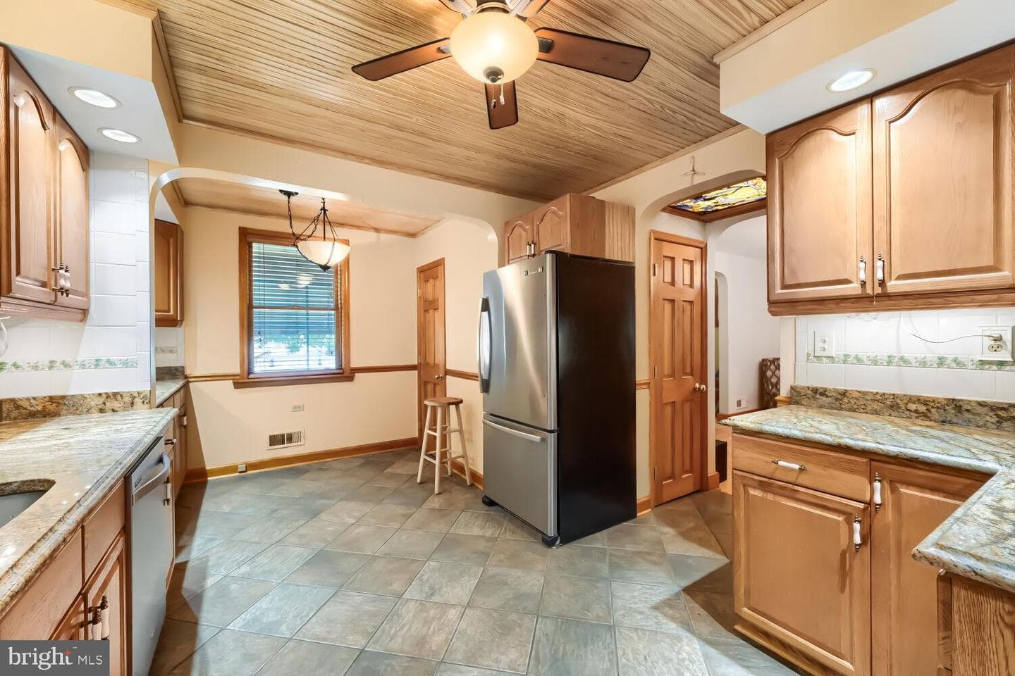 407 Franklin Avenue photo 12
