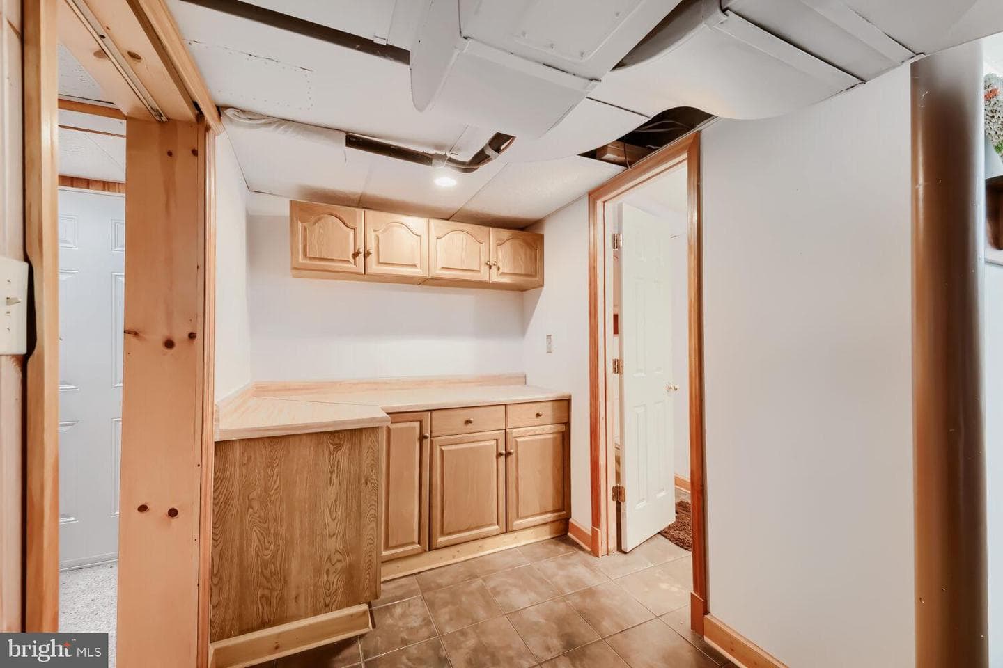 407 Franklin Avenue photo 6