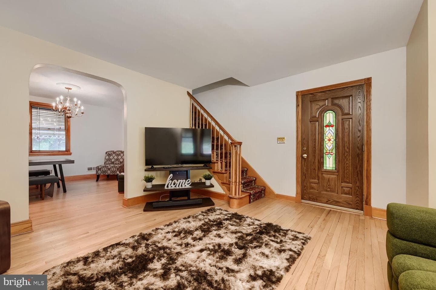 407 Franklin Avenue photo 9