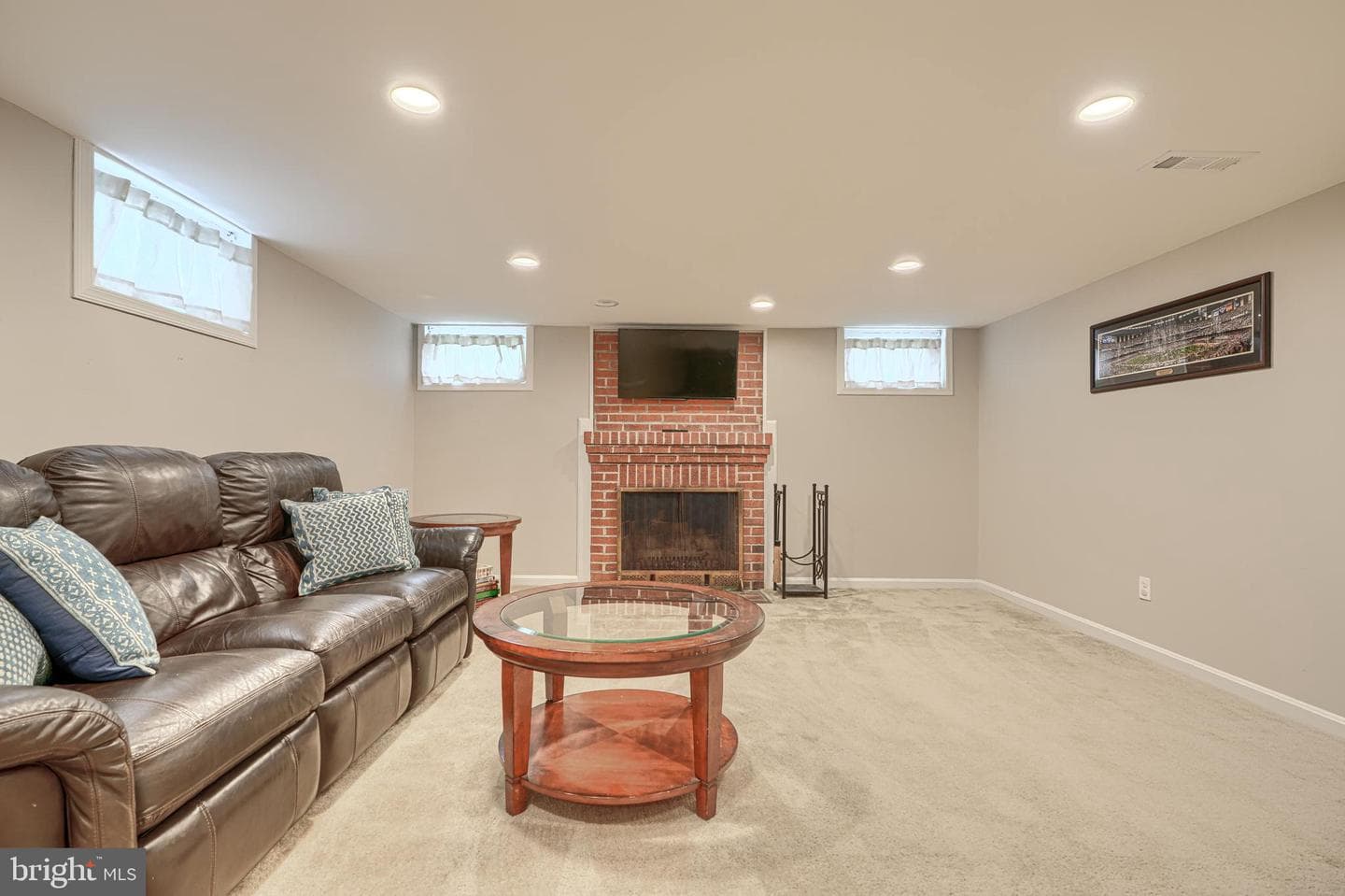 8132 Pleasant Plains Road photo 35
