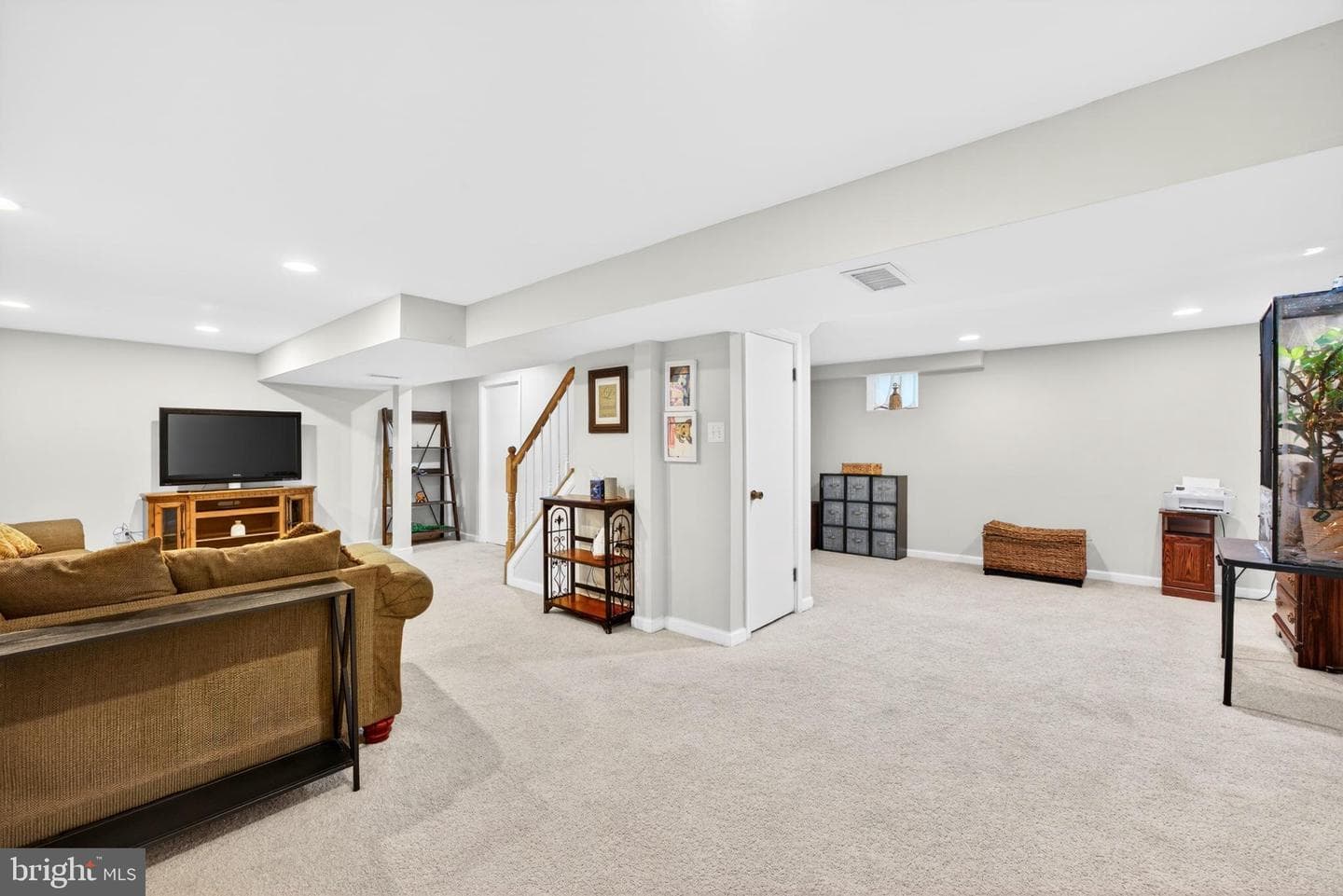 315 Osborne Avenue photo 35
