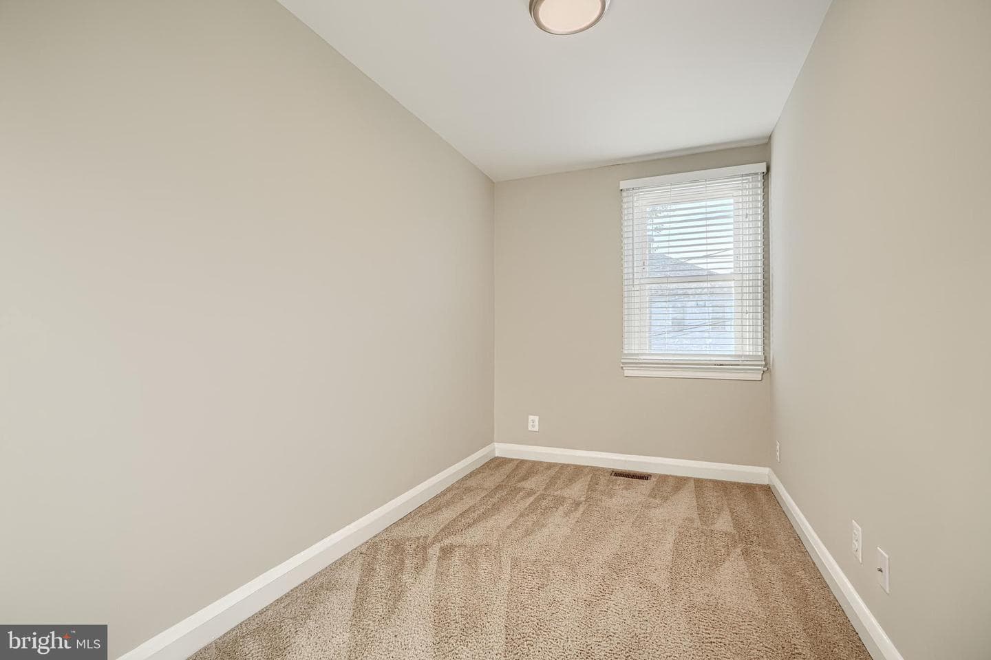 206 Maryland Avenue photo 22
