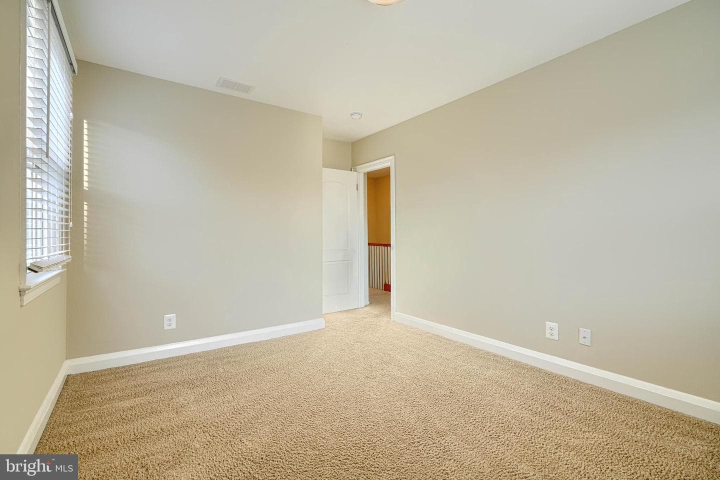 206 Maryland Avenue photo 25