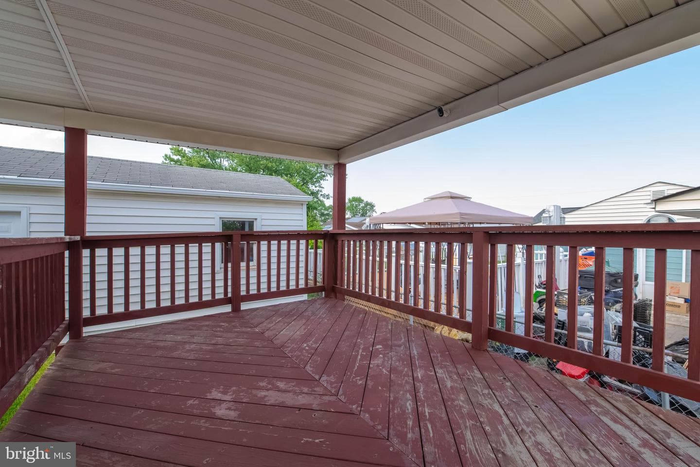 2411 Saratoga Avenue photo 36