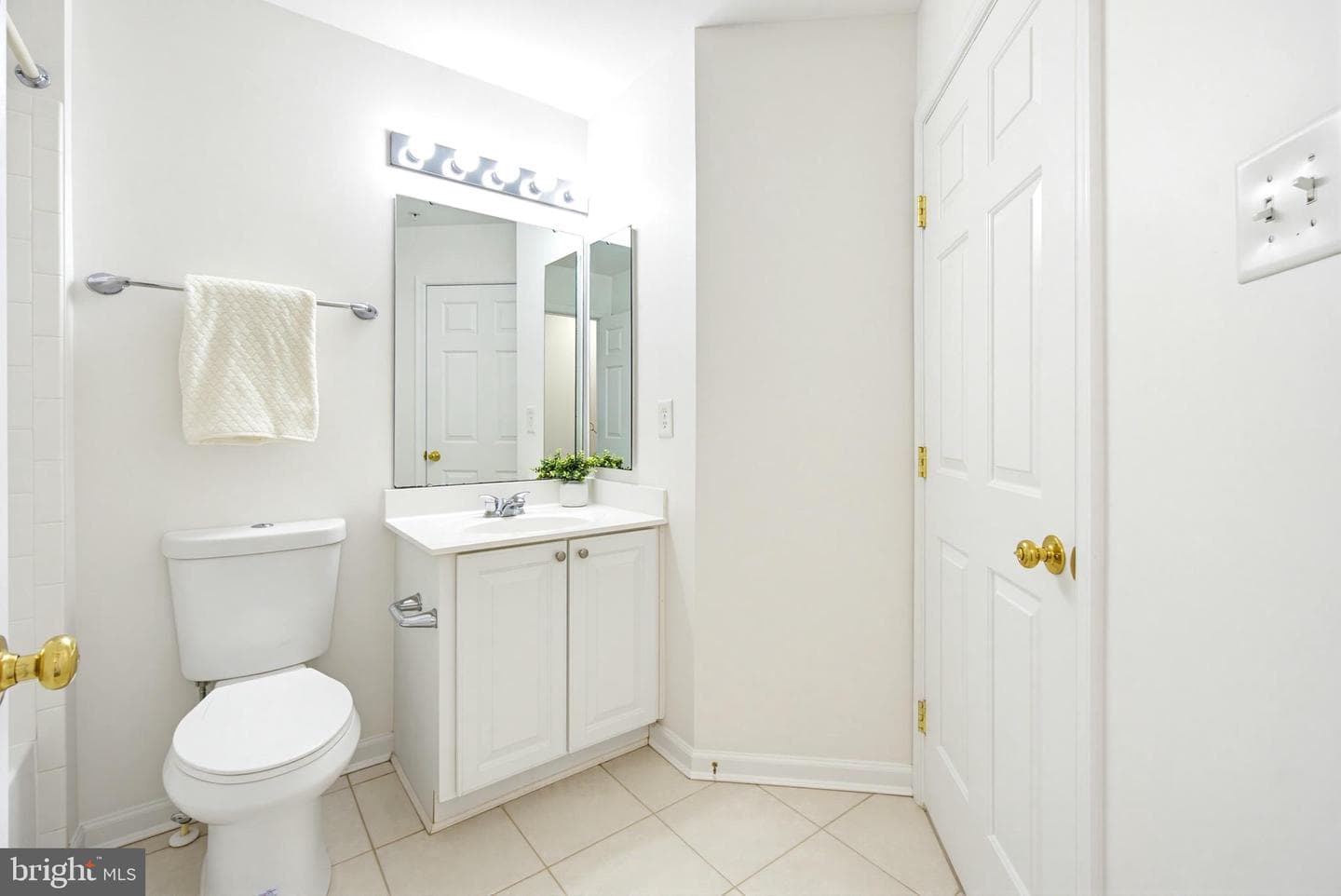 5002 Strawbridge Terrace #5002 photo 35