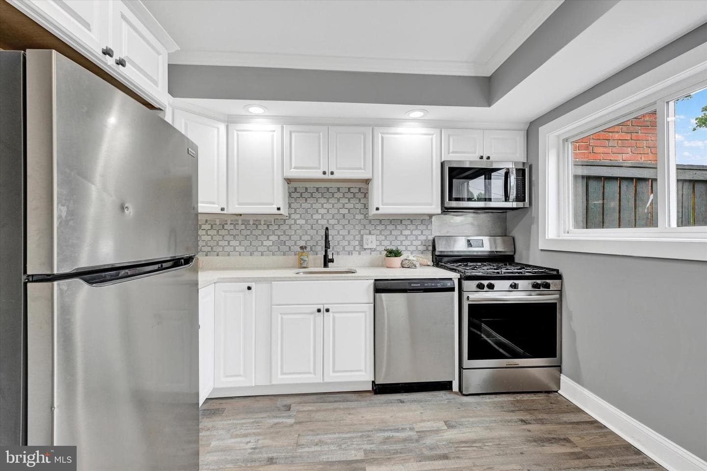 548 Chalcot photo 8