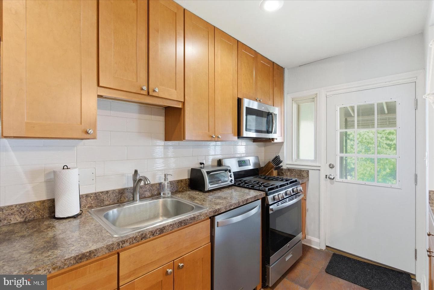 8336 Edgedale Road photo 11