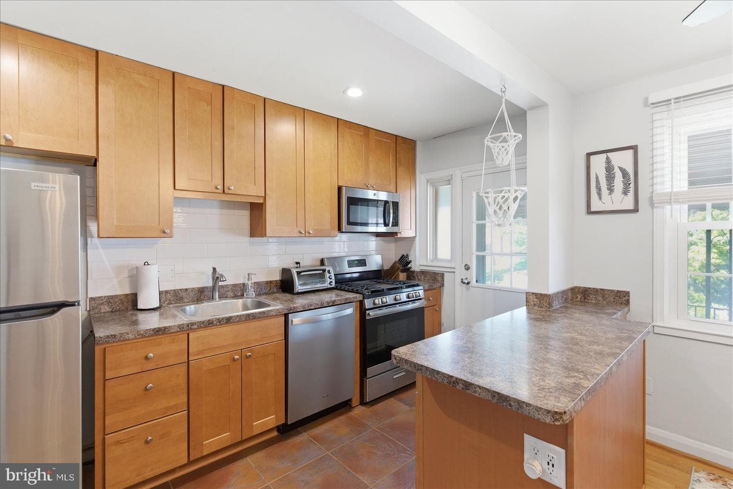 8336 Edgedale Road photo 12