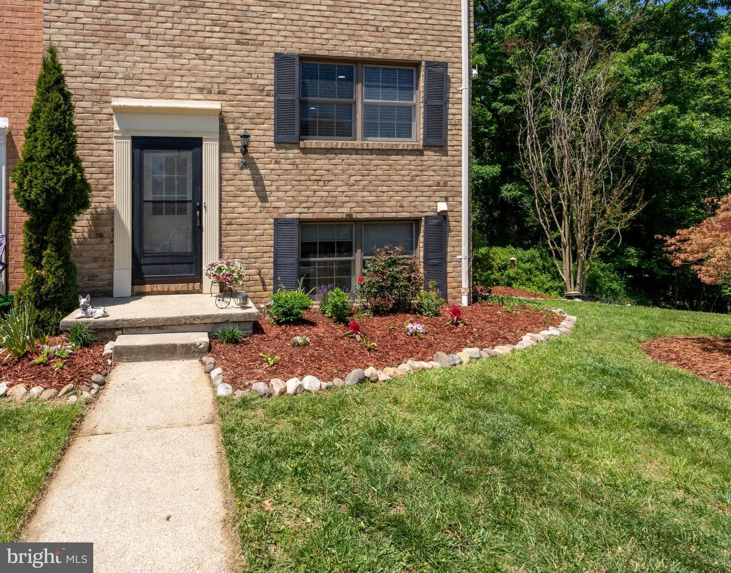 26 Golden Hill Ct photo 2