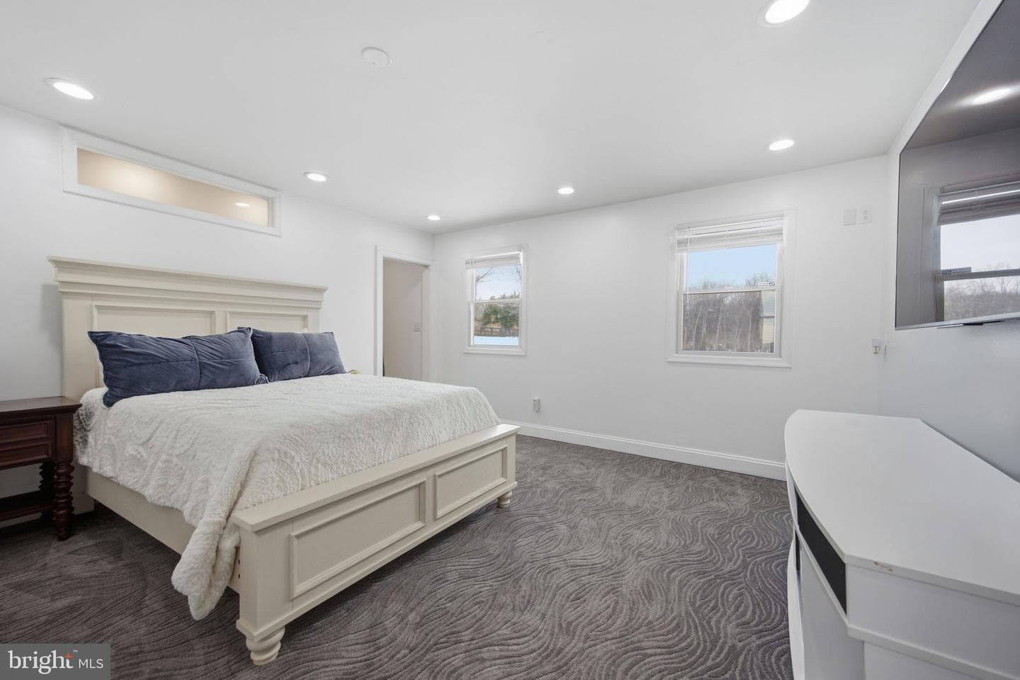 3524 Blenheim Road photo 34
