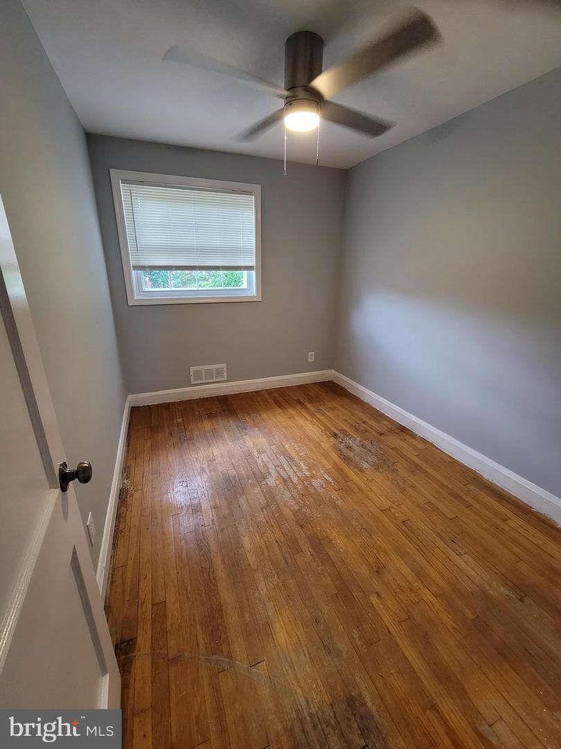 7449 Forrest Avenue photo 11