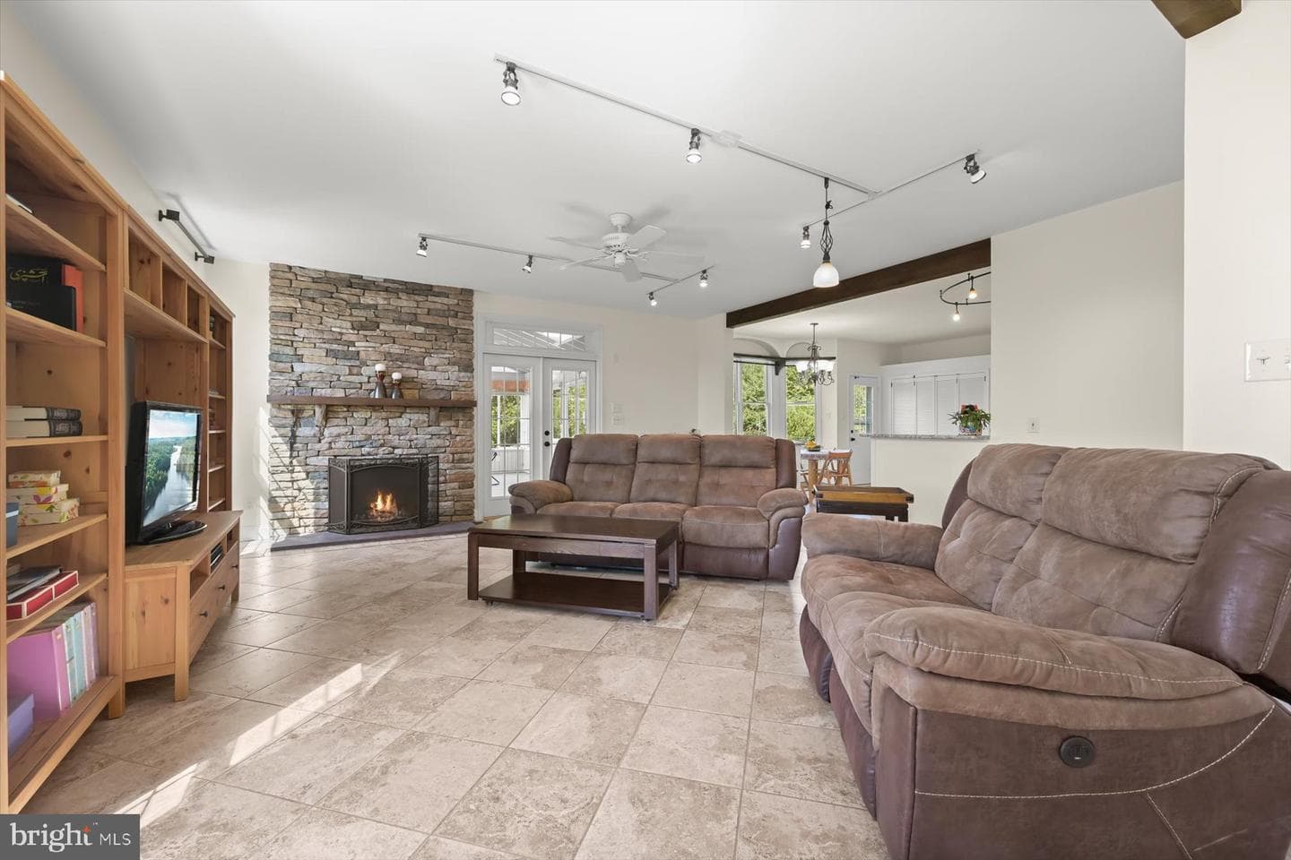 6 Keil Manor Court photo 6