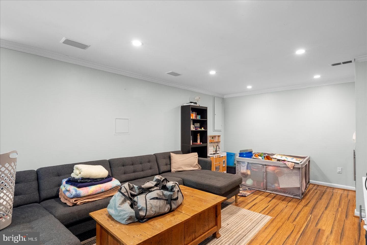 2 Topwood Court photo 11