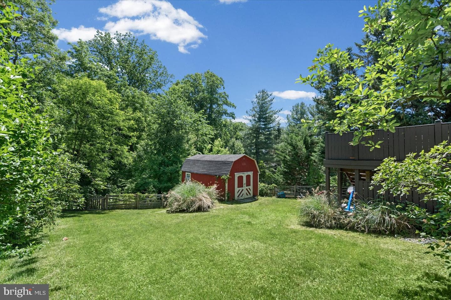 2 Topwood Court photo 39
