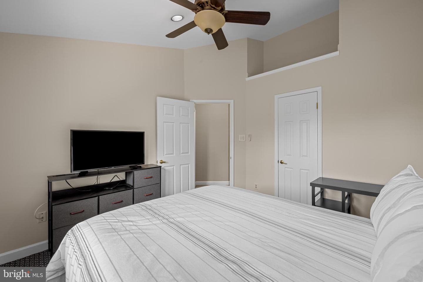 9 Hurdleford Court photo 31
