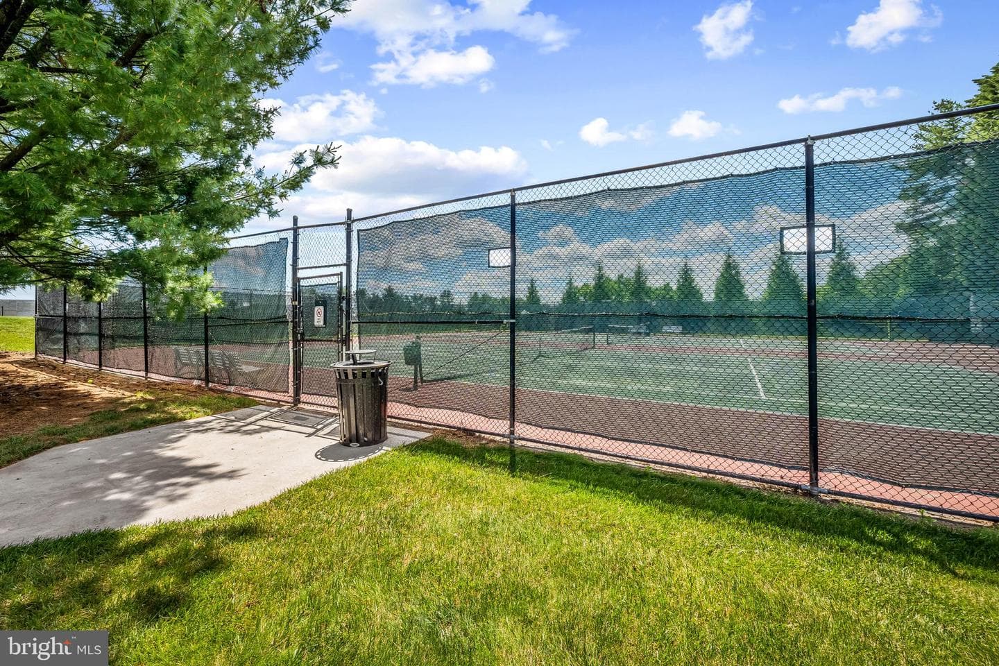 9 Hurdleford Court photo 43