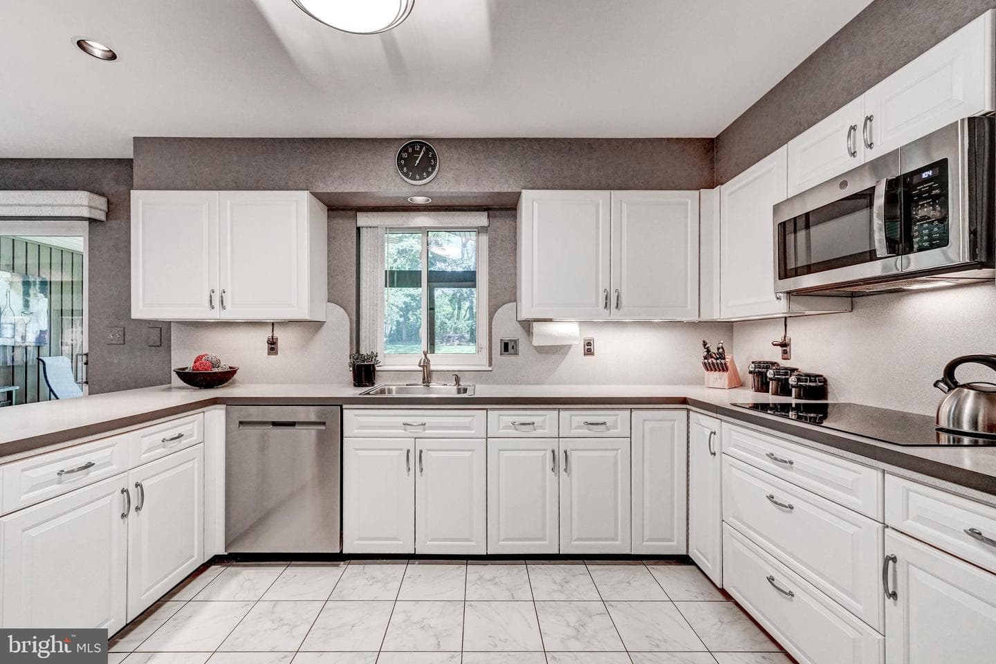 2 Spruce Court photo 14