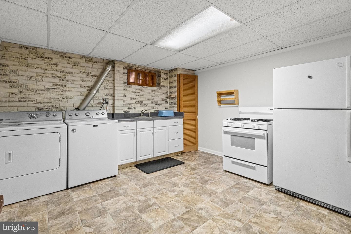 8806 Ashford Road photo 17