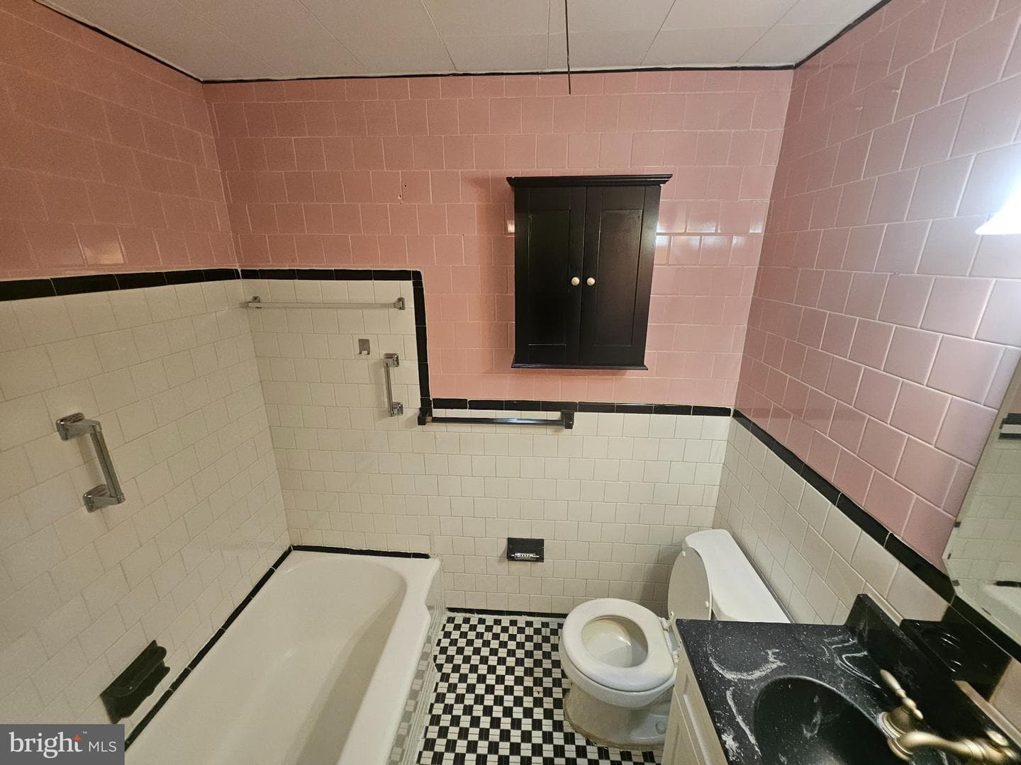 635 48th Street photo 11
