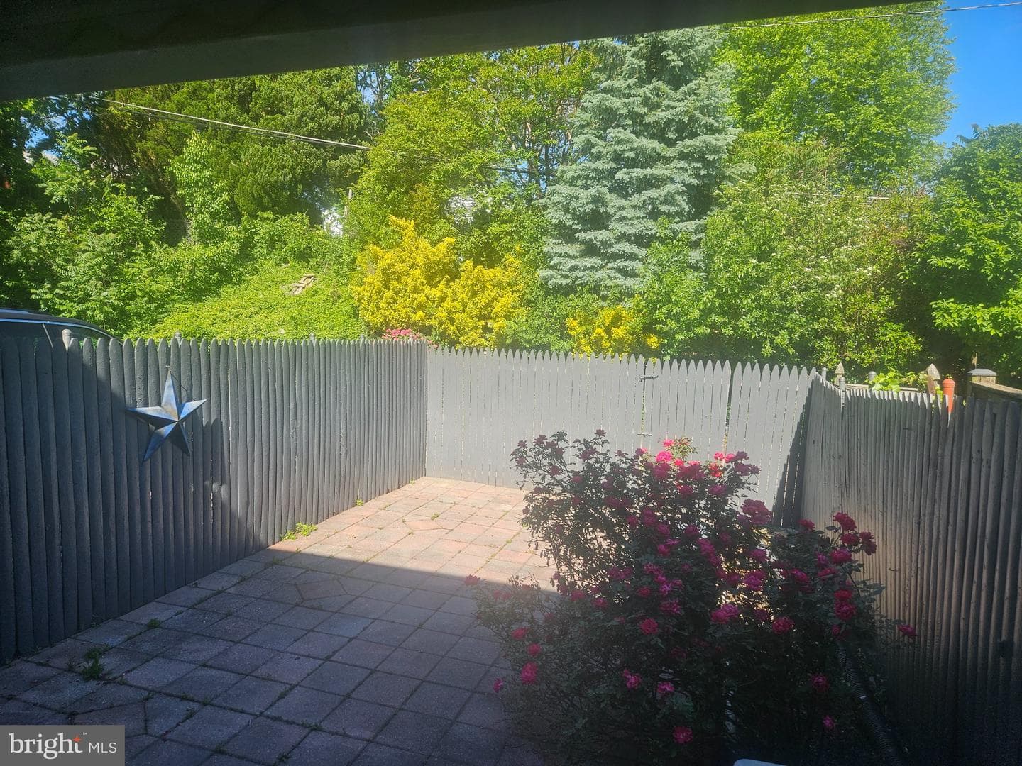 635 48th Street photo 14