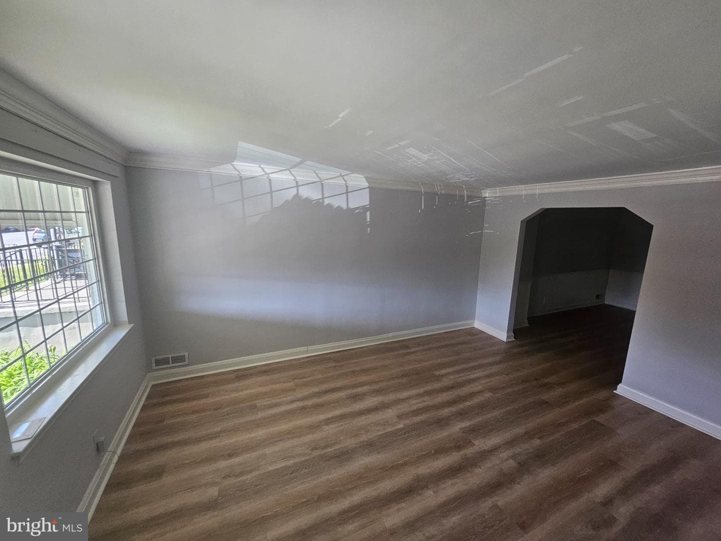 635 48th Street photo 2
