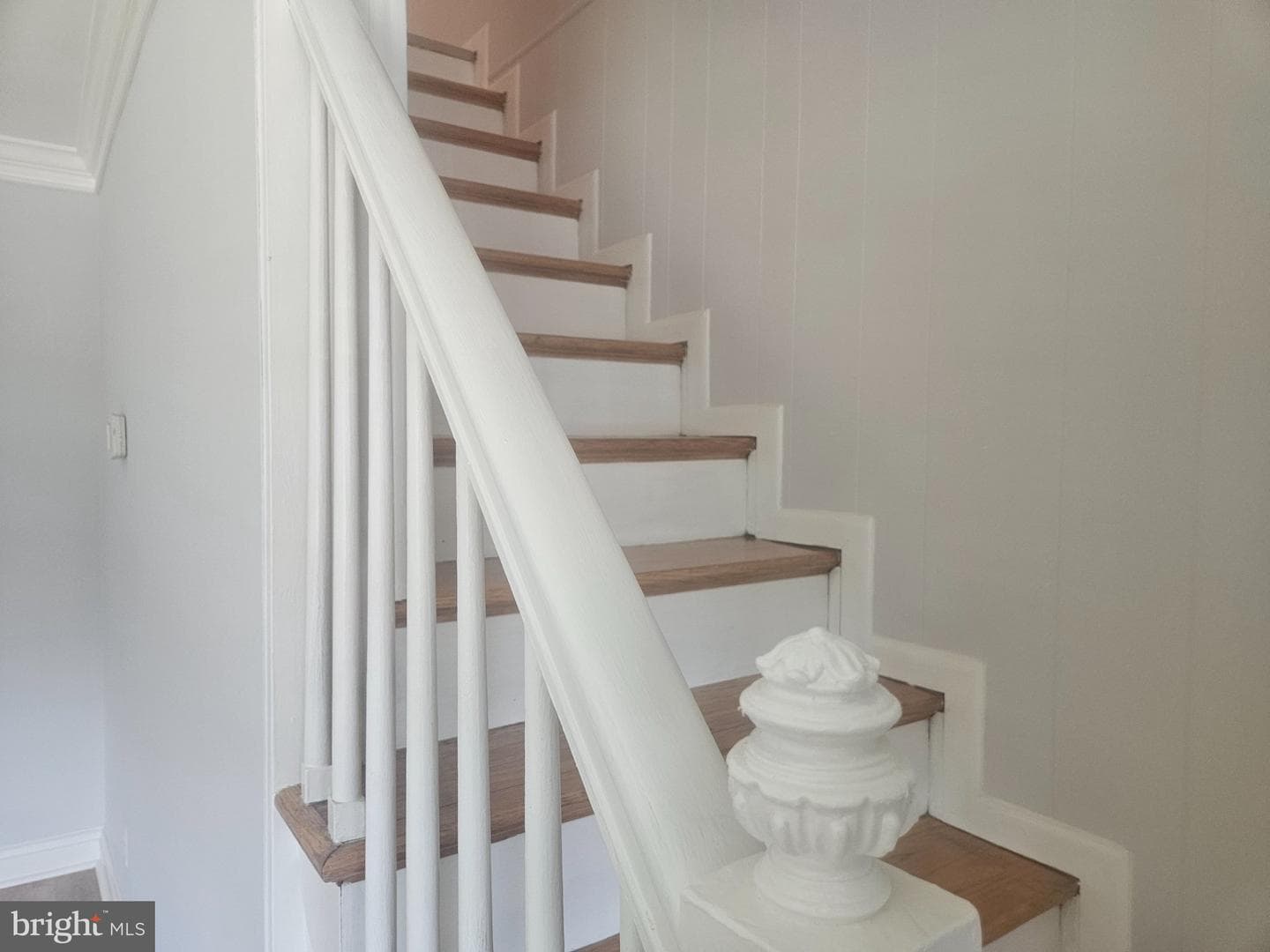 635 48th Street photo 6