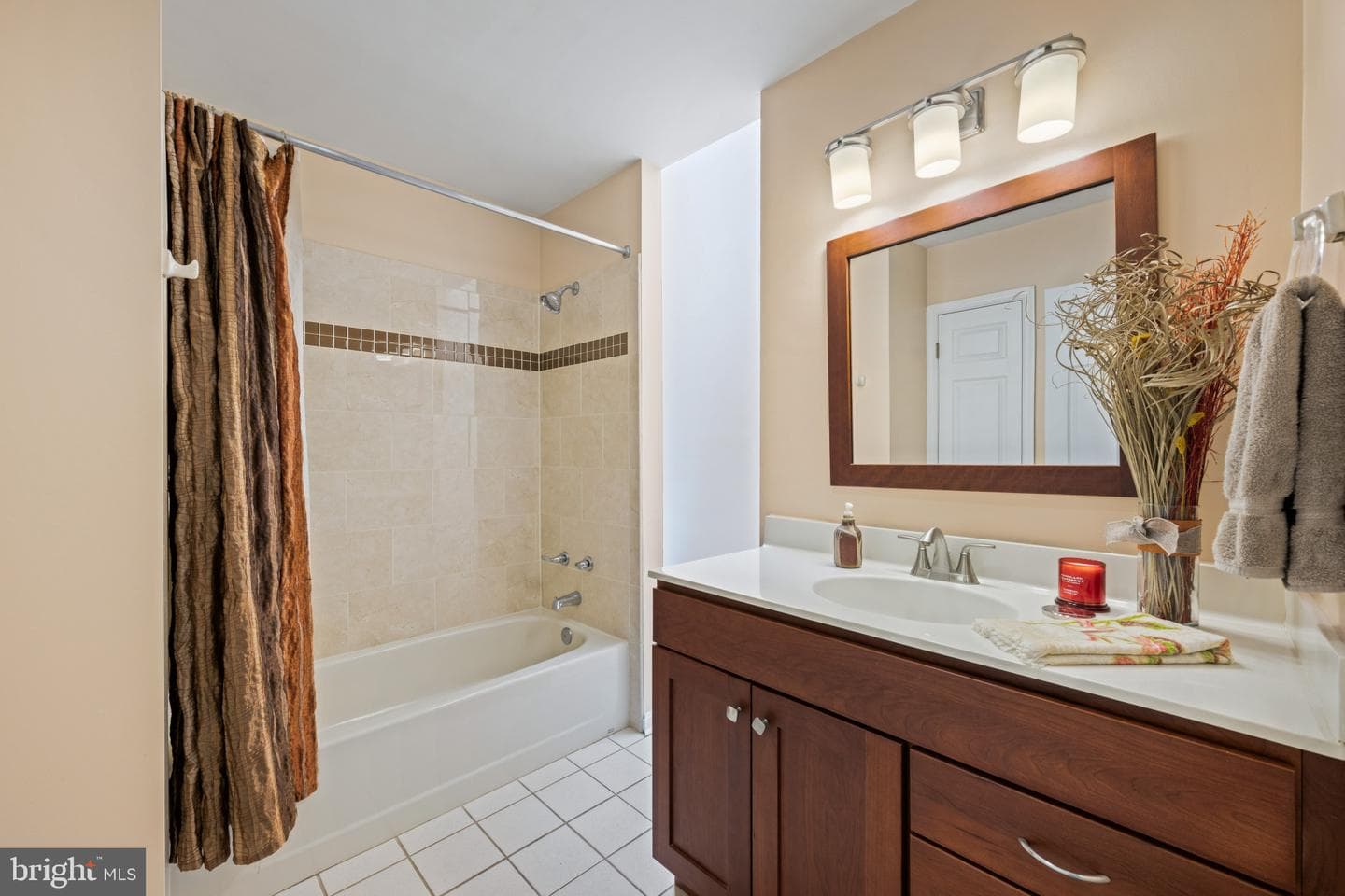 29 Maple Avenue photo 17