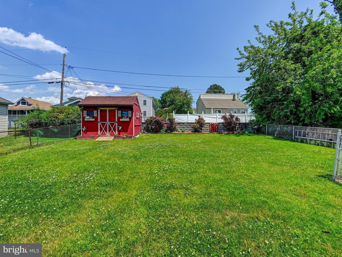 1823 Dundalk Avenue photo 33