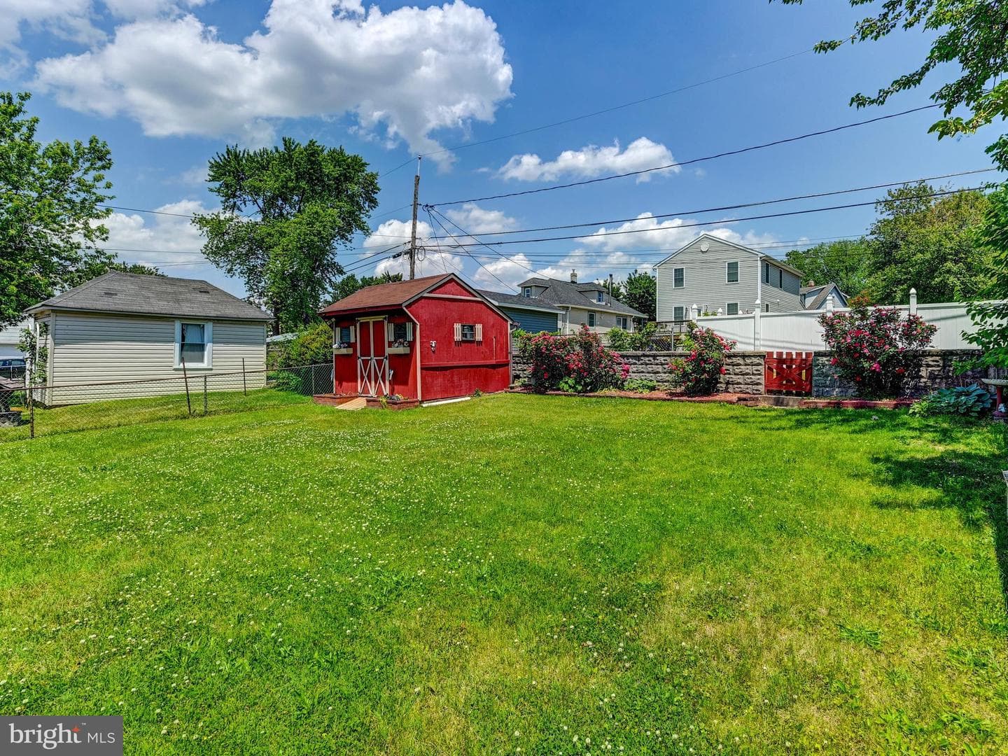 1823 Dundalk Avenue photo 34