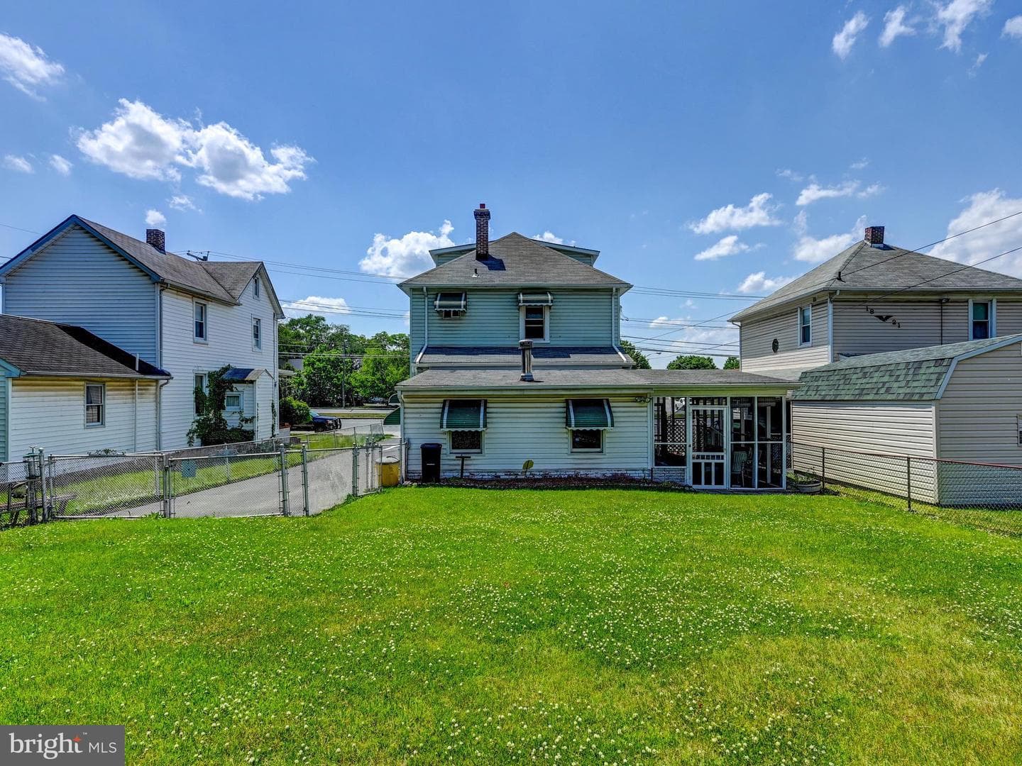 1823 Dundalk Avenue photo 36