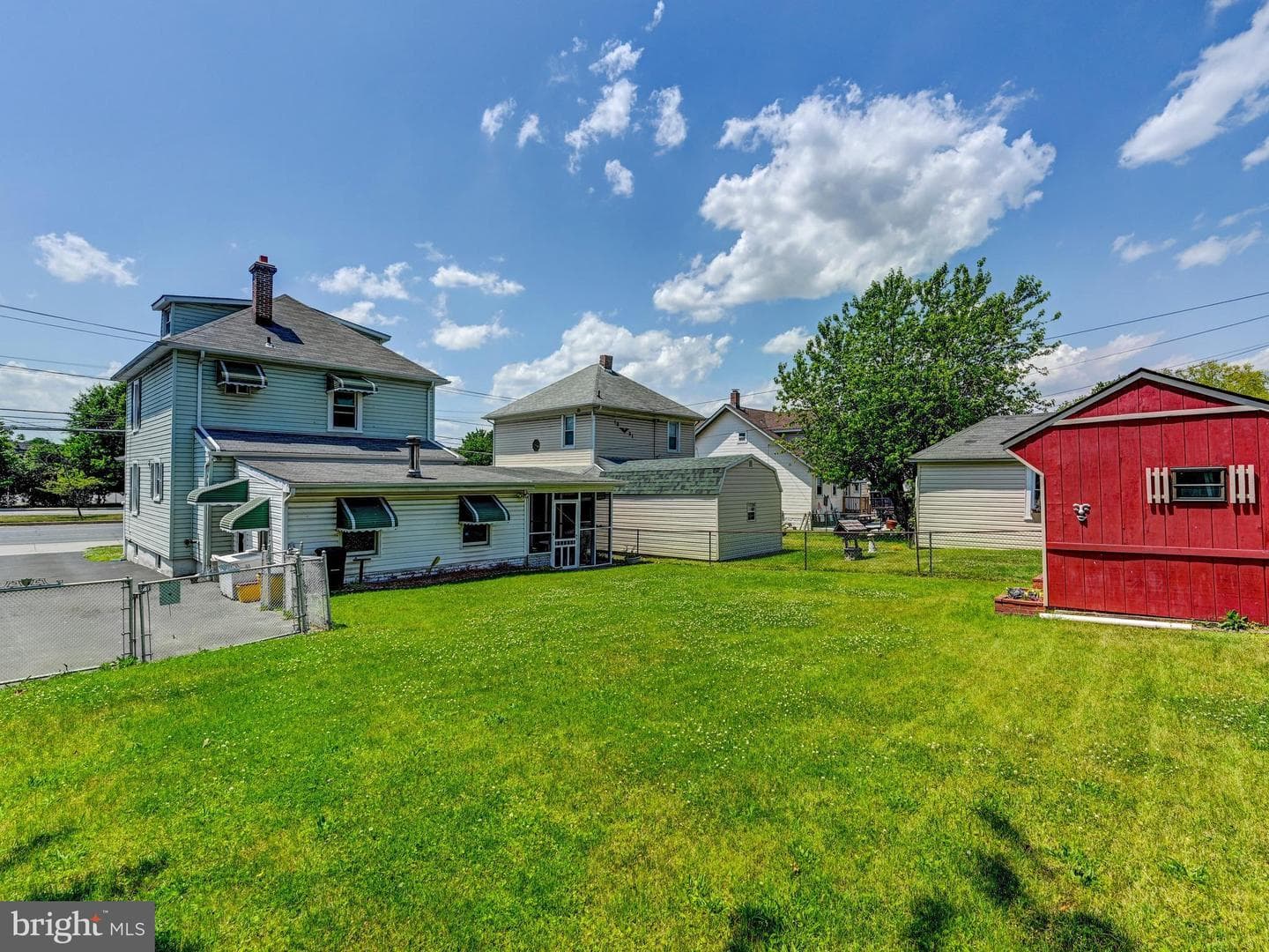 1823 Dundalk Avenue photo 37