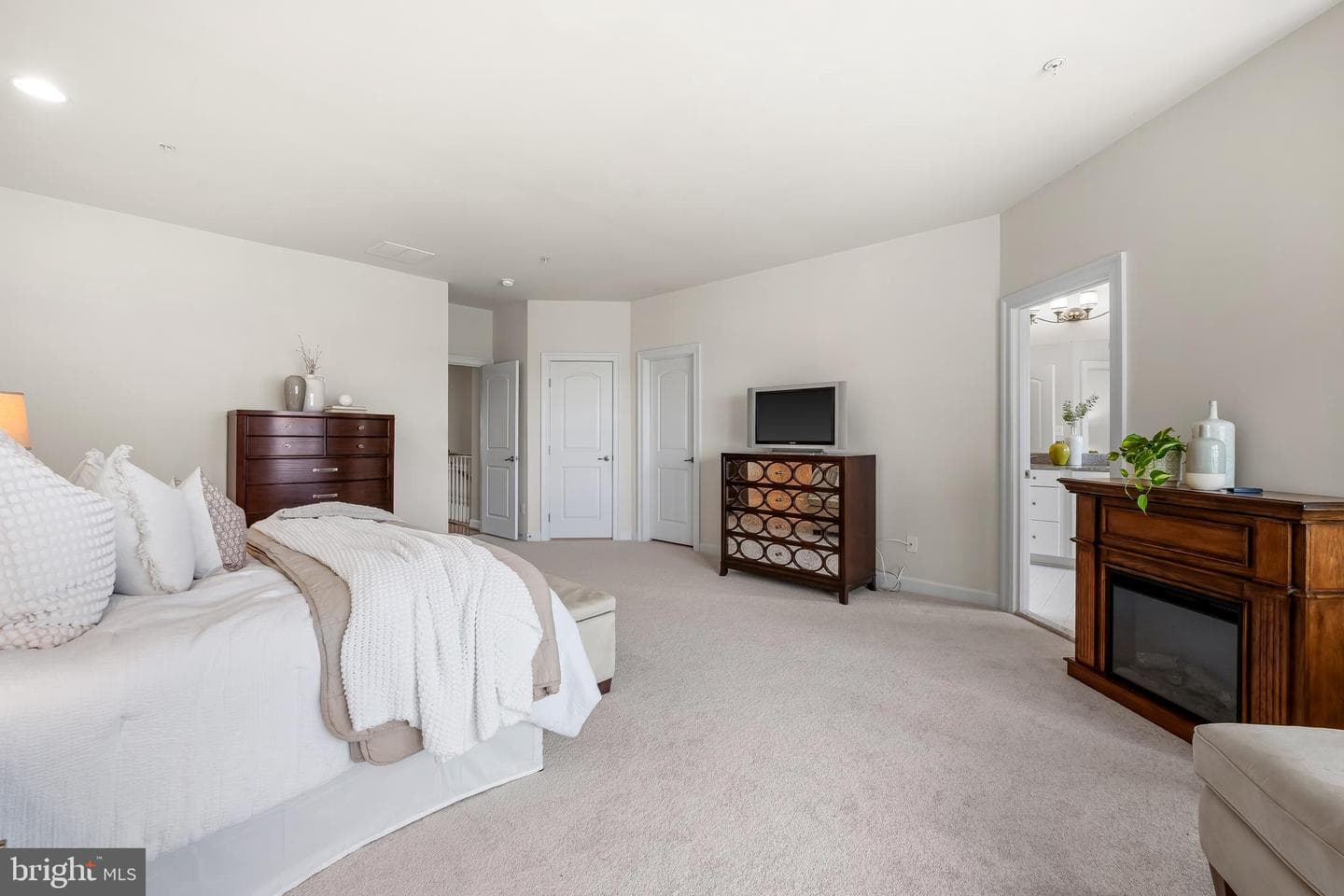 8607 Springvale Drive photo 30