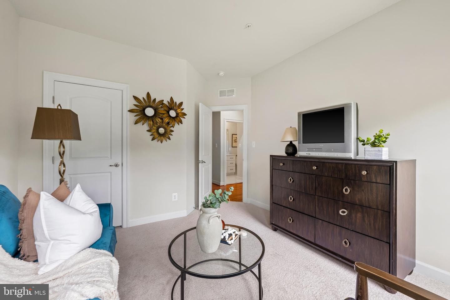 8607 Springvale Drive photo 34