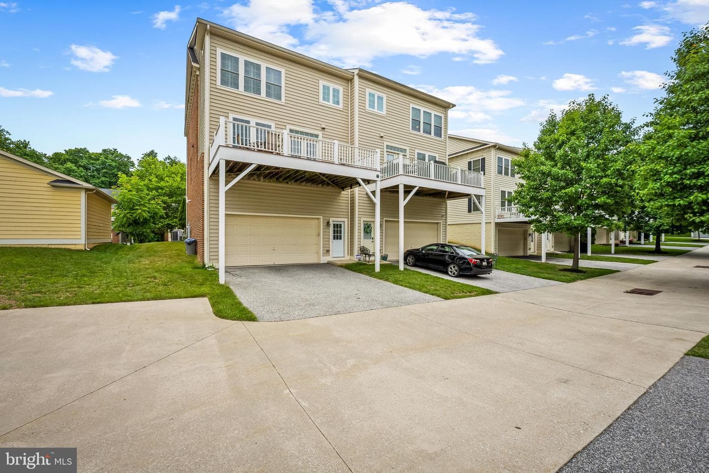 8607 Springvale Drive photo 41