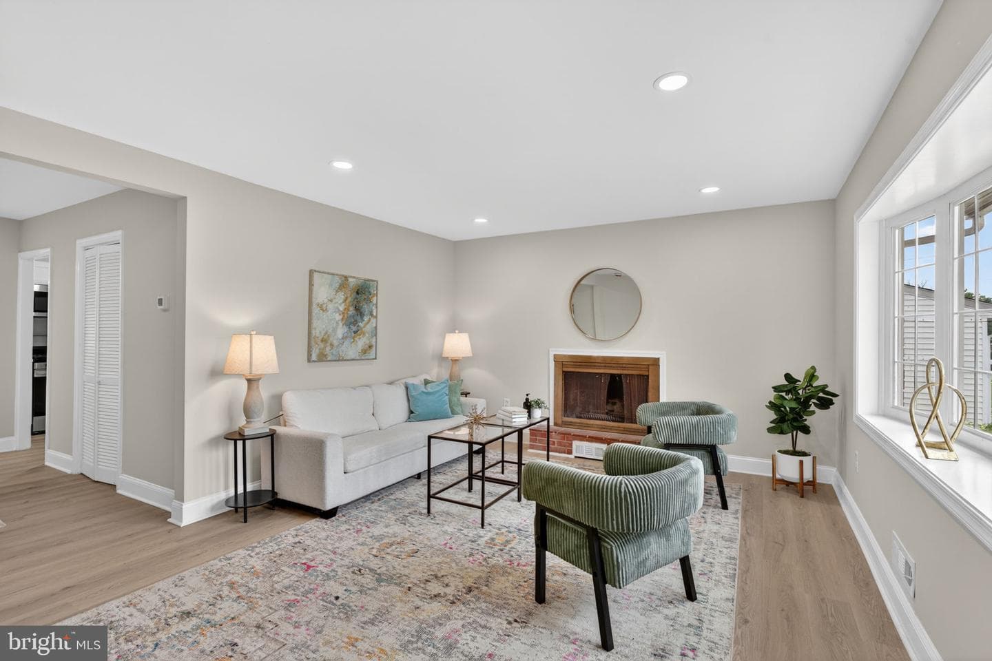 8723 Roper Road photo 5