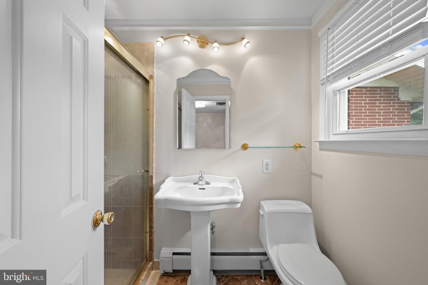 6 Rainbow Court photo 29