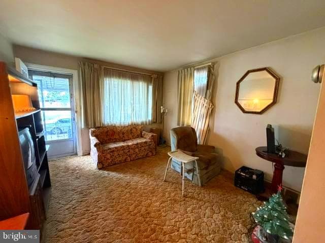 83 Wise Avenue photo 8