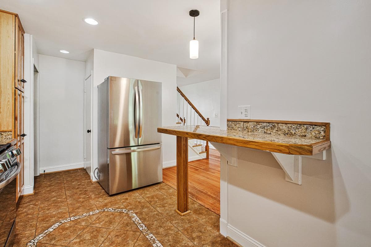 1016 Winsford Road photo 13
