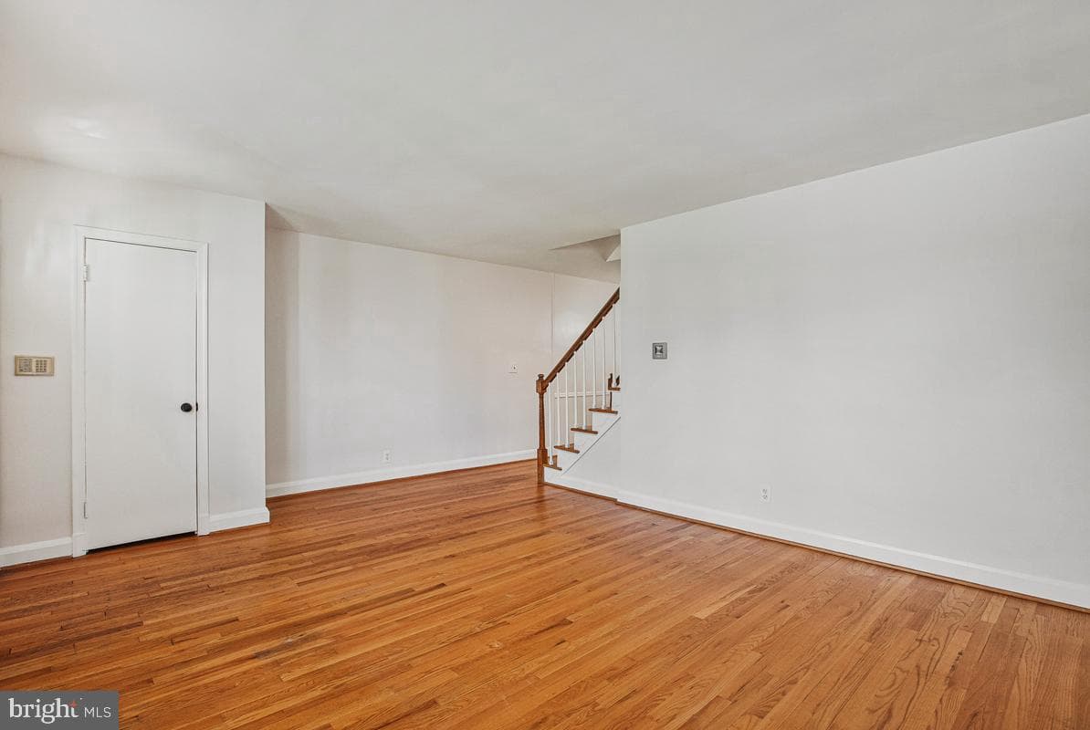 1016 Winsford Road photo 5