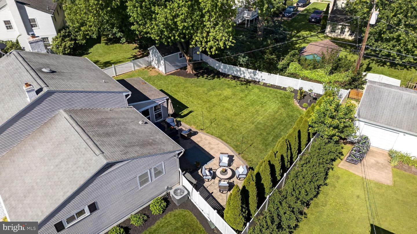 1036 Jamieson Road photo 4
