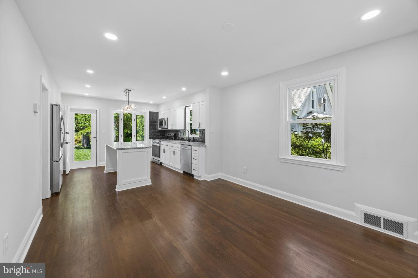 6506 Beverly Road photo 11