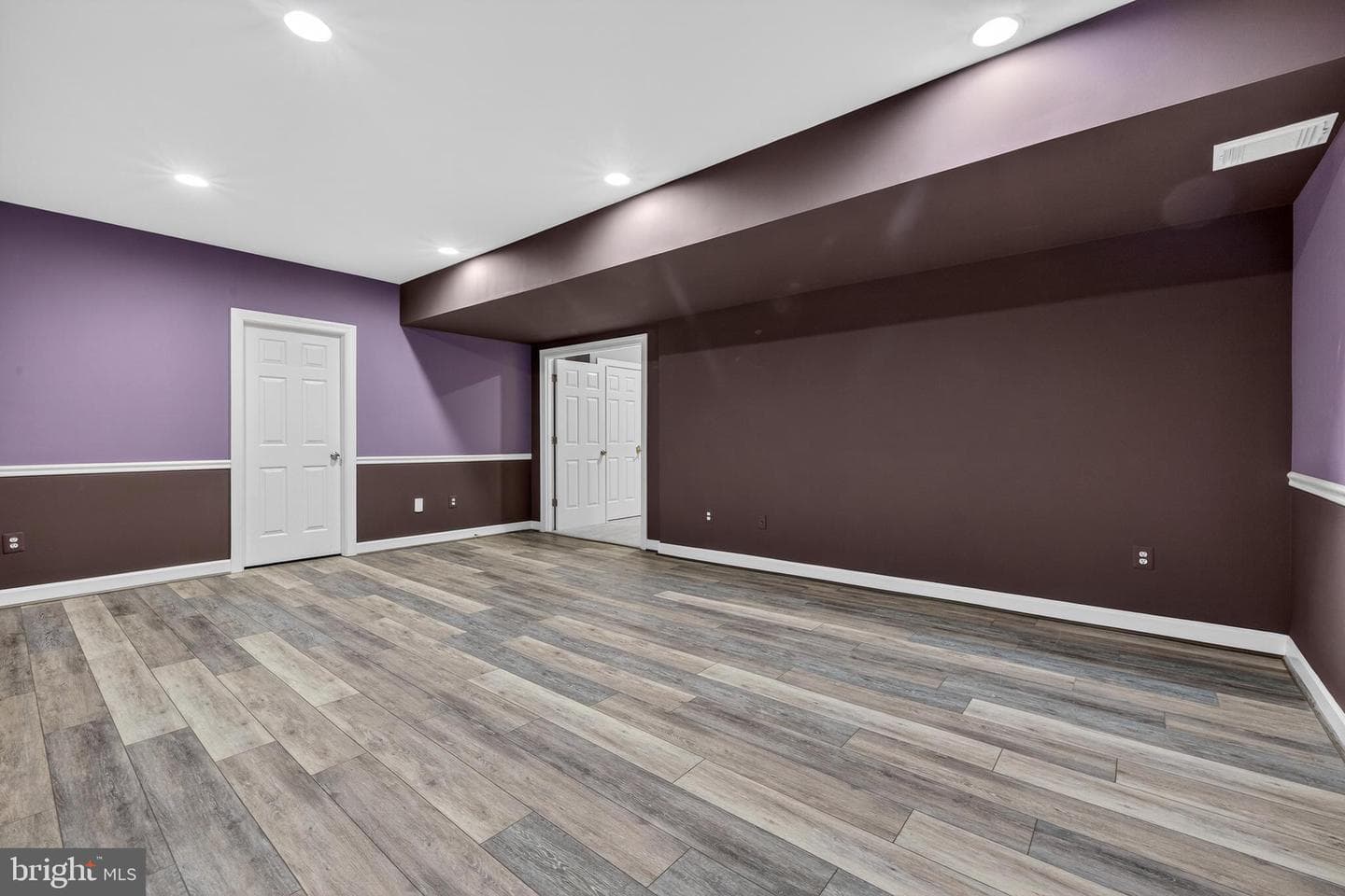 817 Stable Manor Road photo 45