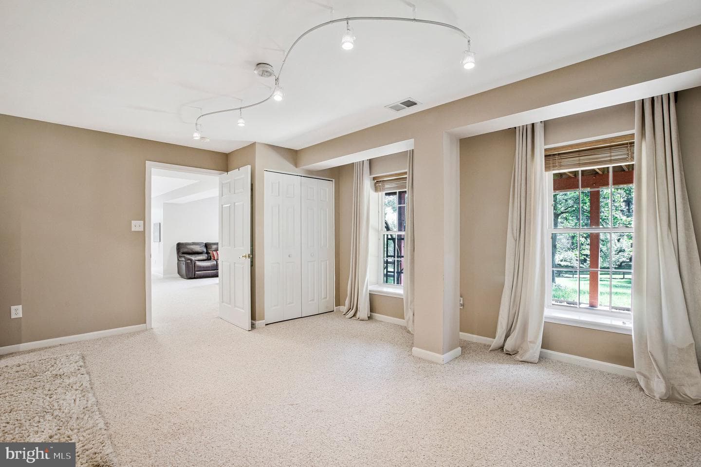 13215 Falls Road photo 20