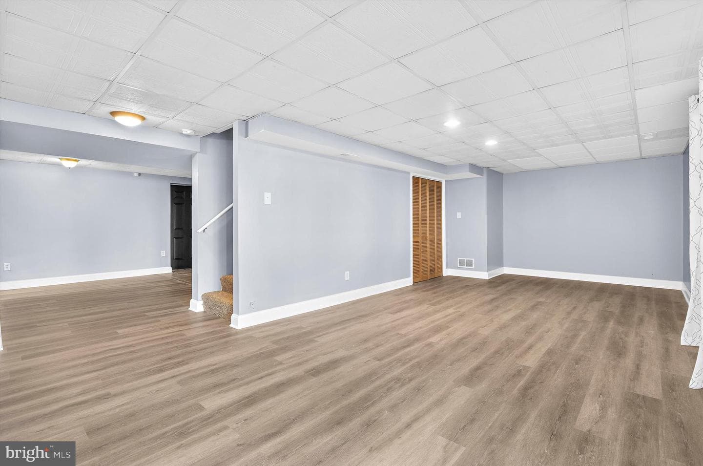 3800 Edgewater Place photo 35