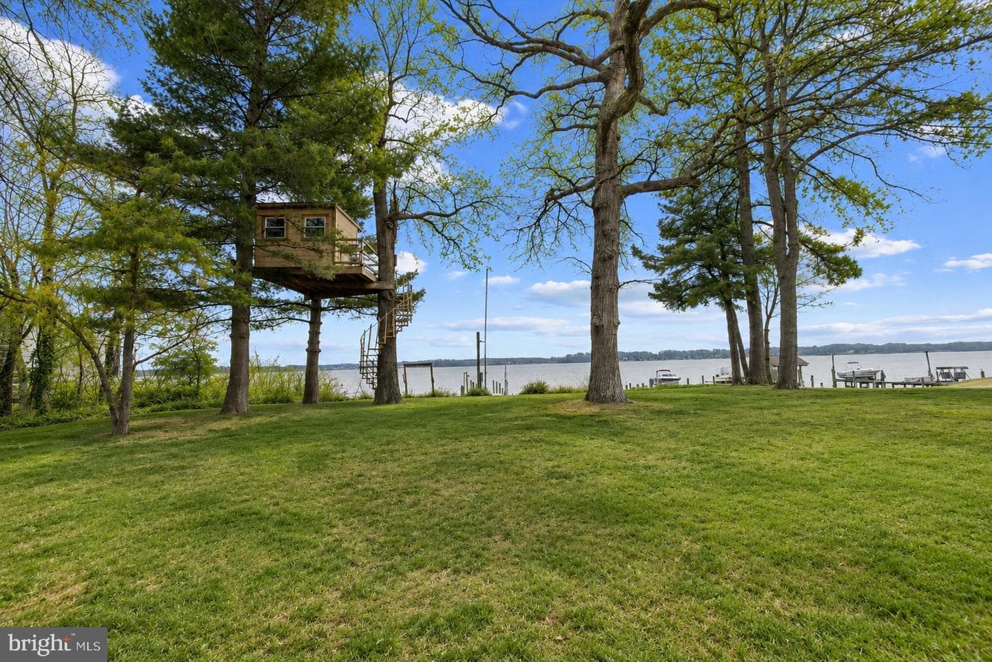 3800 Edgewater Place photo 66