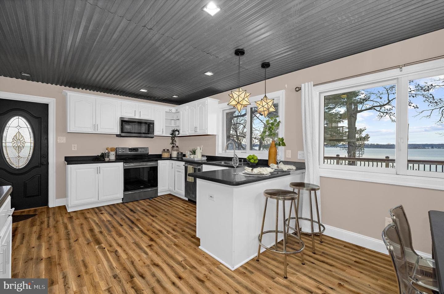 3800 Edgewater Place photo 9