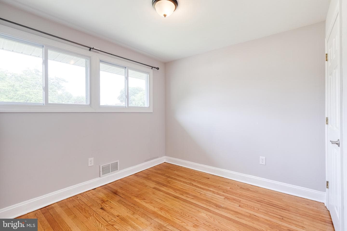 127 Dublin Drive photo 17