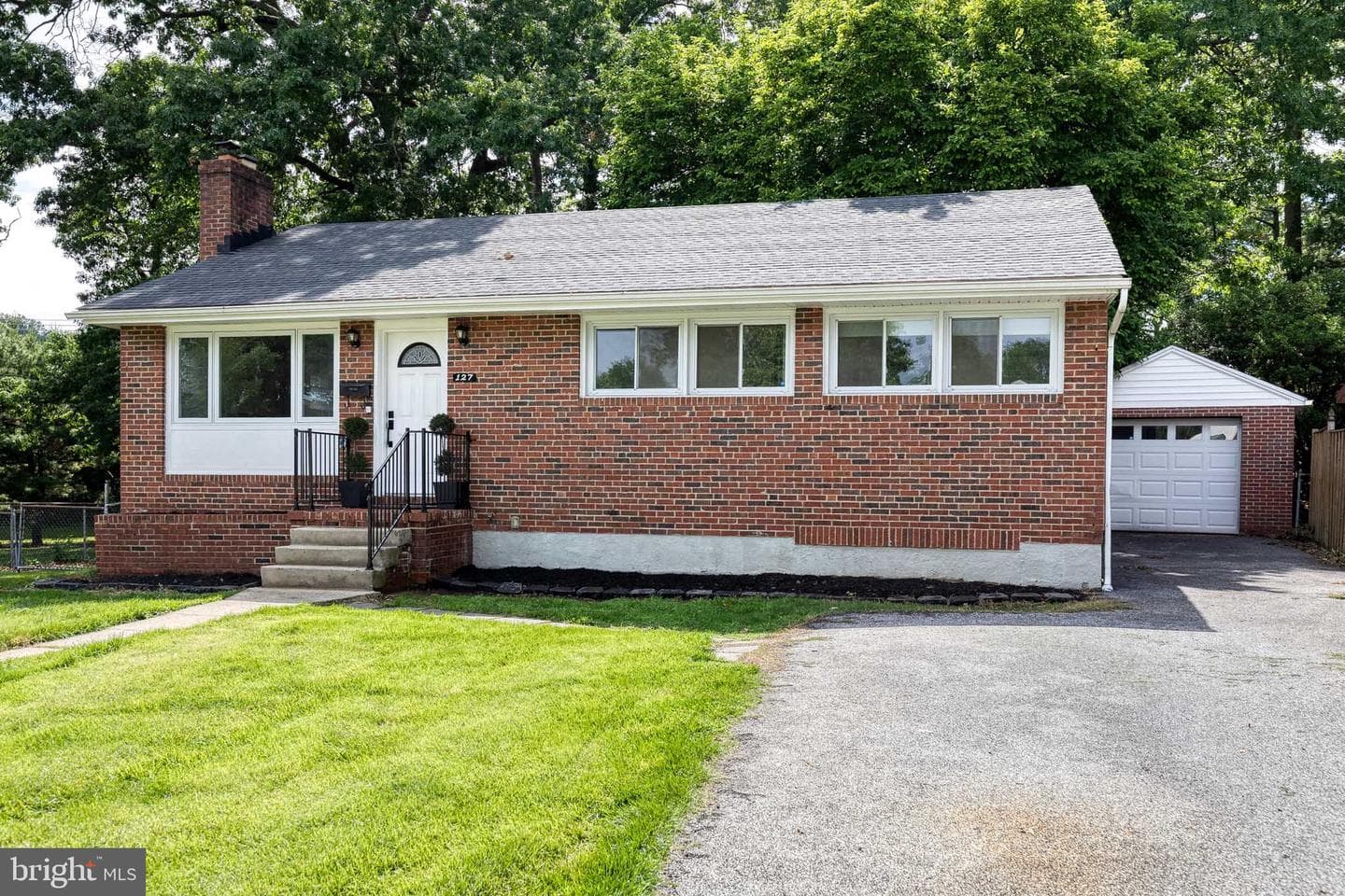 127 Dublin Drive photo 28