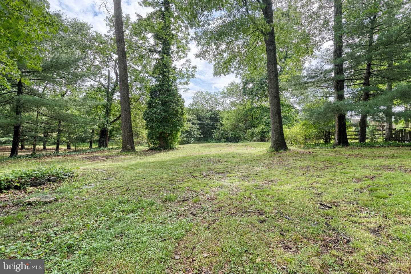 127 Dublin Drive photo 32
