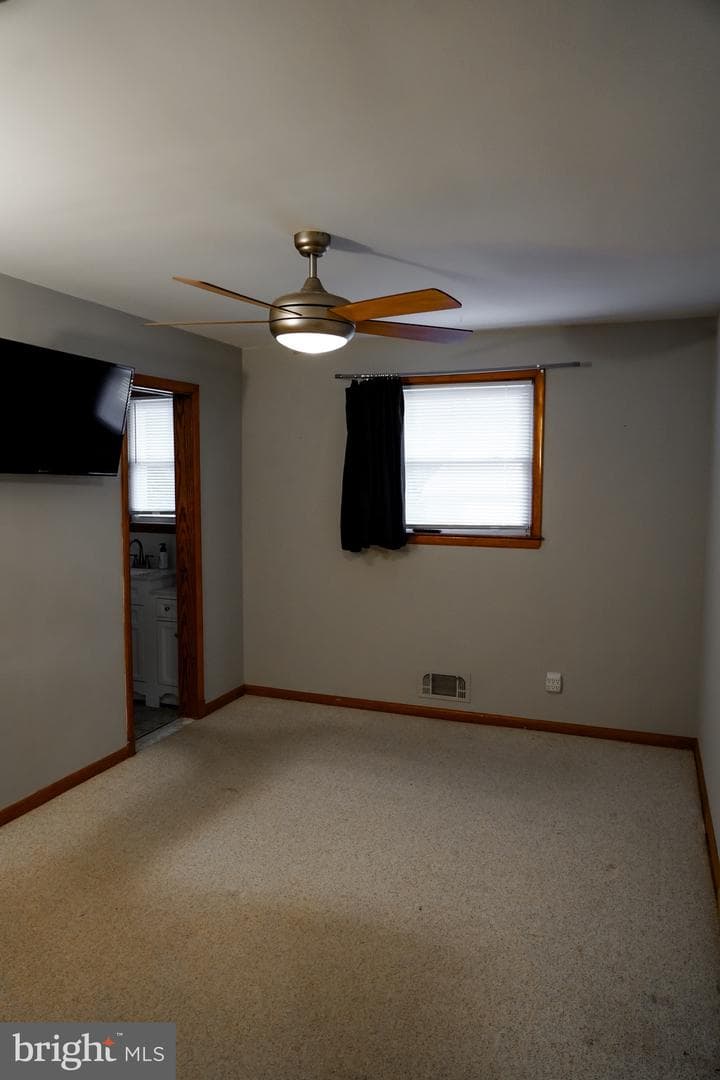 1902 Mountain Avenue photo 15
